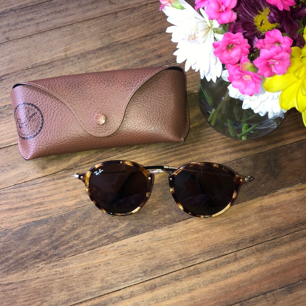 Ray-Ban Round Fleck